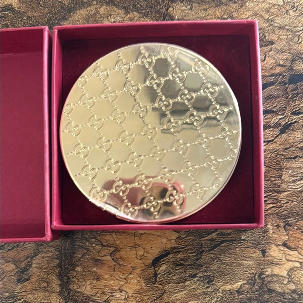Gucci Gold Compact Mirror AUTHENTIC NIB